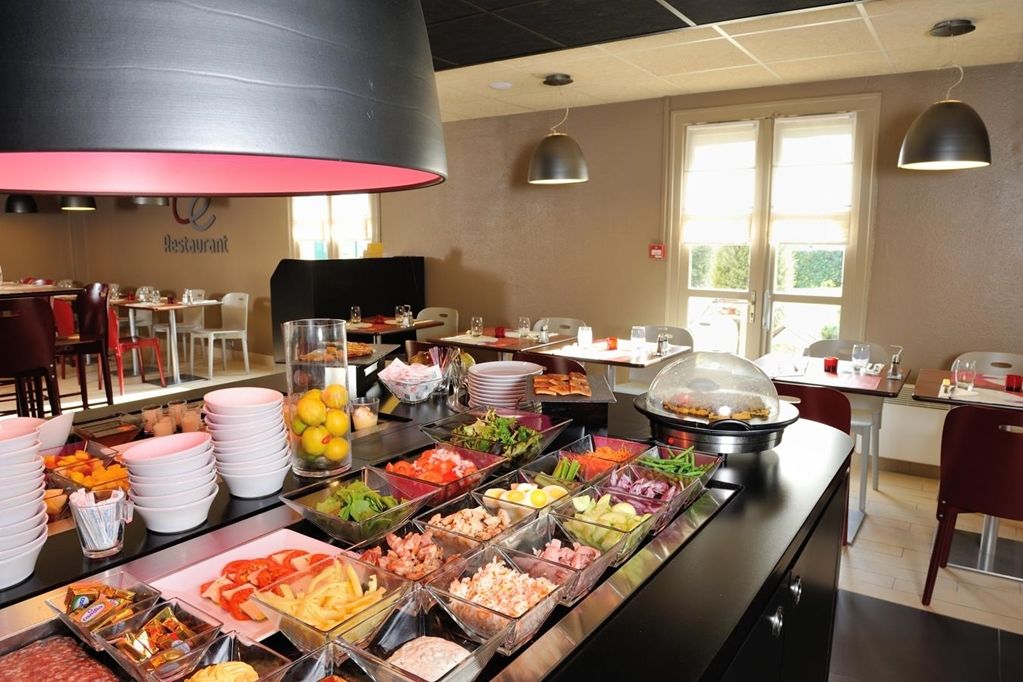 Kyriad Niort - La Creche Restaurante foto